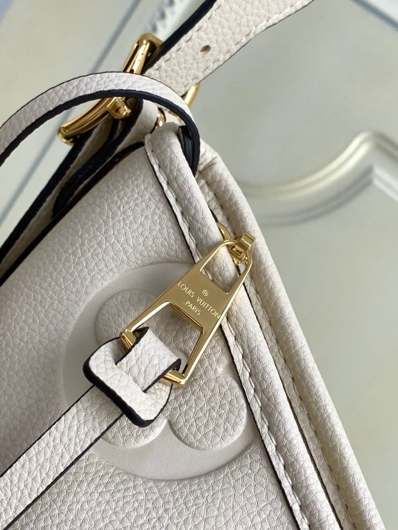 Louis Vuitton Hobo Bags